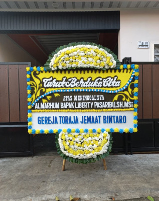 Papan Bunga Duka di Peusangan