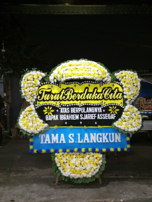 Papan Bunga Duka di Peusangan
